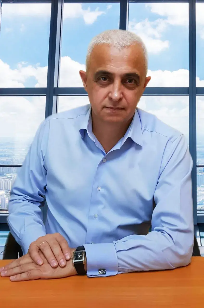 Фотография преподавателя